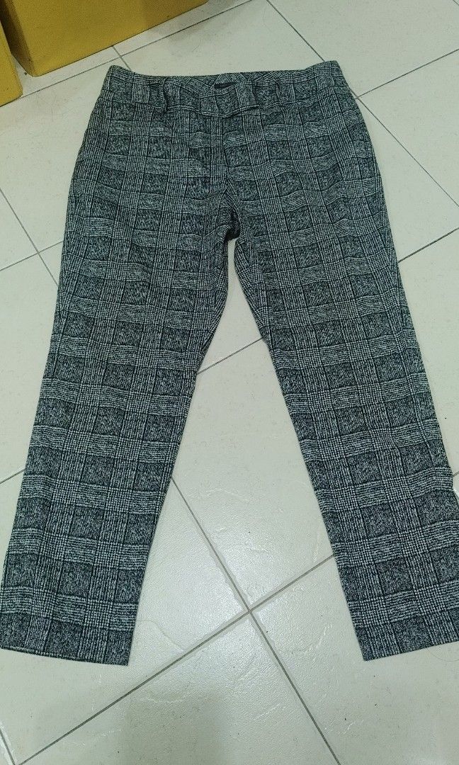 Marks & Spencer Collection Checked Trousers (Category: Other Bottoms) located in Quezon City. Submitted by chph1st (Listing ID 1470695520, Image 3). Description: size 12.