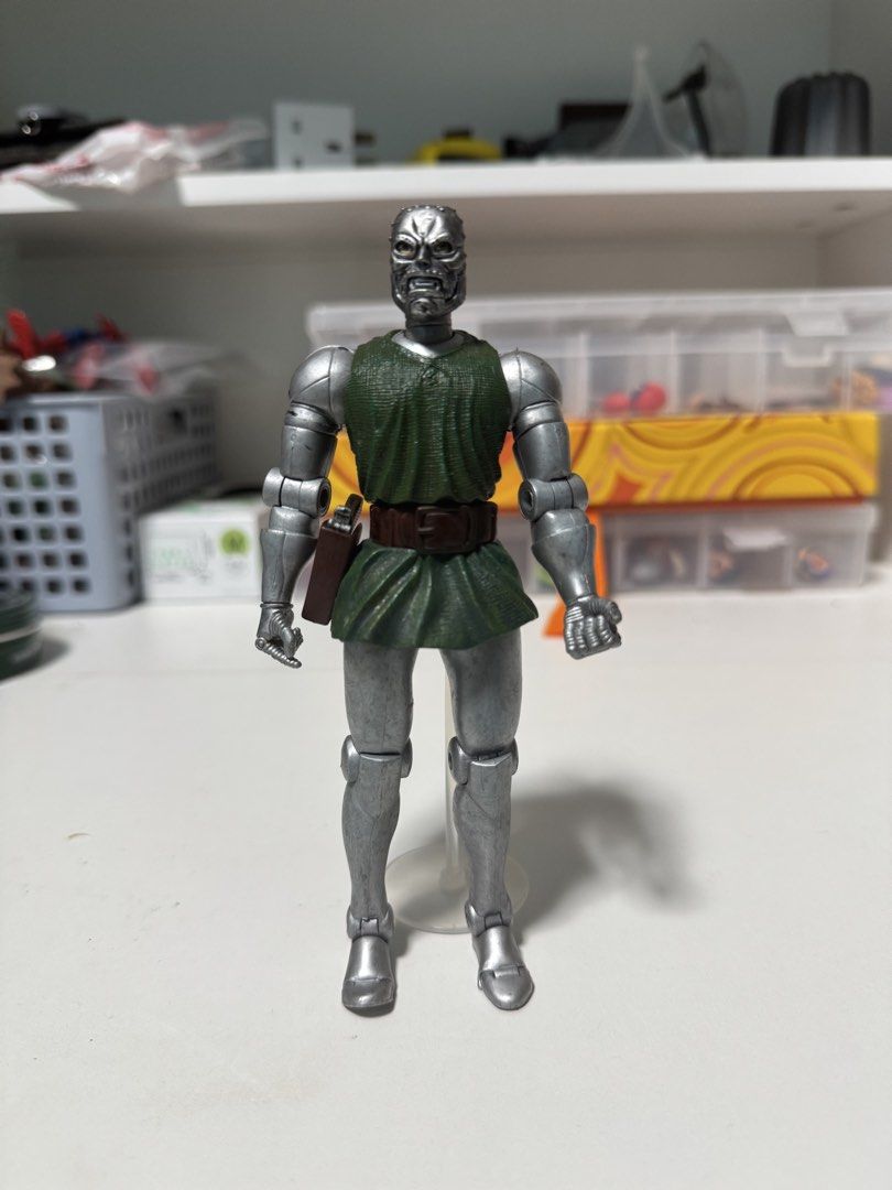 Knee Training Model Marvel Legends Toybiz Dr Doom Action Figure, Toys & Collectibles ...