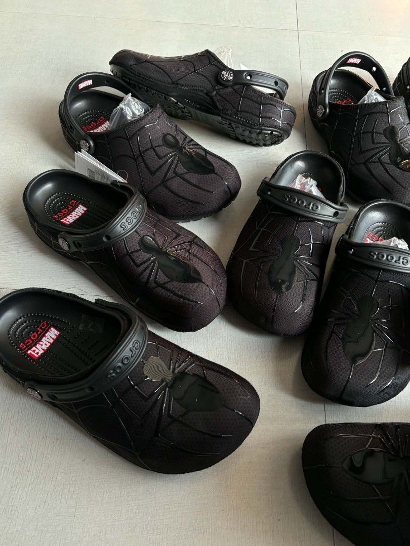 Marvel Spider-Man Black Crocs (Category: Slippers & Slides) located in Manila. Submitted by solefly_mnl.26 (Listing ID 1470626743, Image 3). Description: CROCS X SPIDER-MAN BLACK bnew 1999+sf available sz 39 to 45 mens actual pic posted !!! onhand item ready to lalamove or ship msg us for orders 📩 fb page: solefly mnl v2.