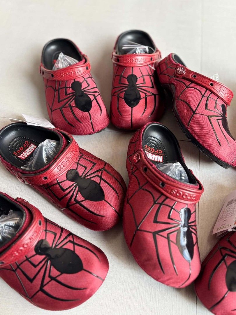Marvel Spider-Man Crocs Classic Clog Red Black (Category: Slippers & Slides) located in Manila. Submitted by solefly_mnl.26 (Listing ID 1470626084, Image 3). Description: CROCS X SPIDER-MAN RED 1999+sf available sz 40 to 45 mens actual pic posted!!! onhand ready to lalamove/ship via jrs novaliches qc area dm us for orders📩 fb page: solefly mnl v2.