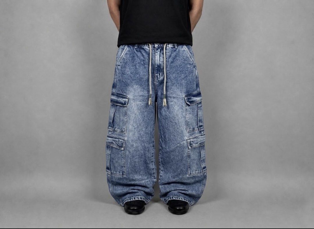 MASSIVE 8POCKETS DENIM BLUE CARGO BAGGY PANTS✨ (Category: Jeans) located in Bulacan. Submitted by cris_thrifty (Listing ID 1470674135, Image 2). Description: ₱350 + shipping fee ➡️📦 MASSIVE 8POCKETS DENIM BLUE CARGO BAGGY PANTS✨ Size 27-35 (freesize w lace n beltloops) Length 41 Leg hole 9 Thigh 12.5 • need wash • good fittings • Heavy • semi thick • semi hard • must buy it - Acid wash denim cargo jeans - Super baggy fit with wide leg opening - 