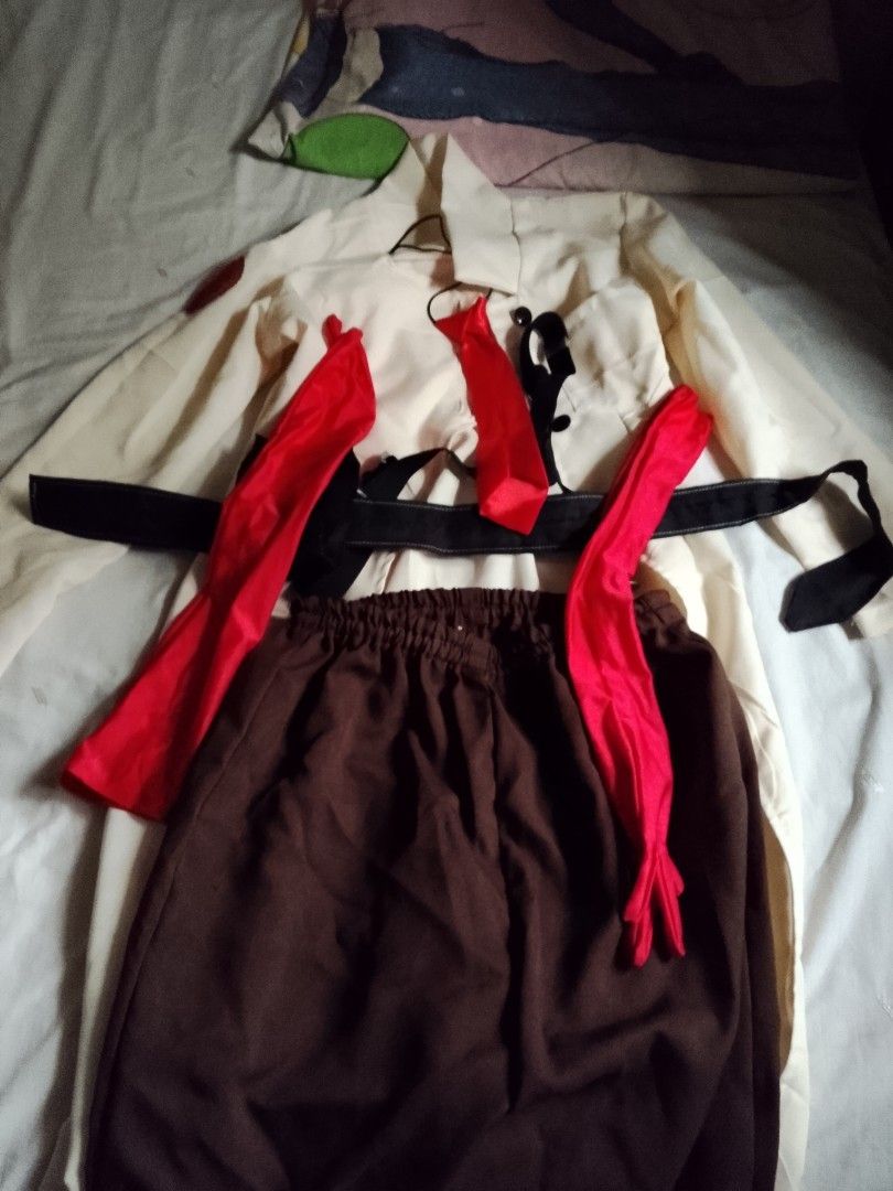 Medic TF2 Cosplay (Category: Sets & Coordinates) located in Andop. Submitted by danteeni (Listing ID 1470586034, Image 2). Description: The coat, and pants were only sewed for 2k. The other accessories were cheap and bought from Shoppee. I'm selling this for only 1.5k..