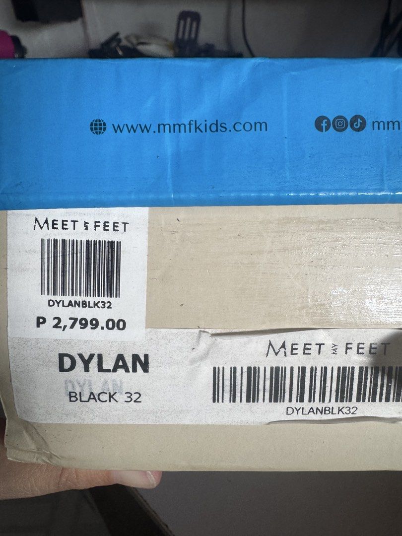 Meet & Feet Dylan Black Size 32 Shoes (Category: Babies & Kids Fashion) located in Quezon City. Submitted by andreaeliz (Listing ID 1470557628, Image 3). Description: - Brand: Meet & Feet (Dylan) - Color: Black - Size: 32 - Condition: Brand new with tags and original box - Design: Lace-up closure with stylish textured panel detail - Comfort: Built-in Dynomotion sole tech for bounce-ready midsole support.