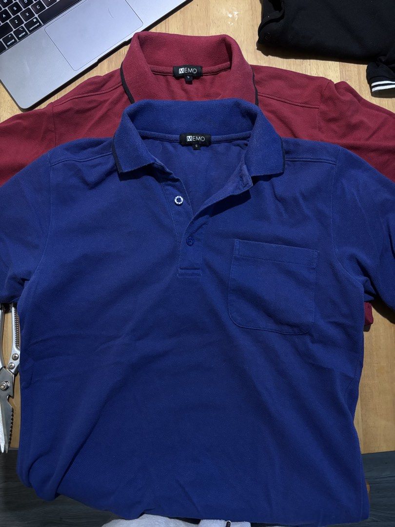 MEMO Blue Polo Shirt Size S (Category: Tshirts & Polo Shirts ) located in Manila. Submitted by ninja2130 (Listing ID 1470588466, Image 2). Description: - Brand: MEMO - Size: S - Material: Soft cotton - Fit: Standard fit - Design: Classic collar with dark blue trim, front buttons, and a chest pocket - Style: Casual, versatile, and easy to pair with jeans or shorts 500 as pack only‼️.
