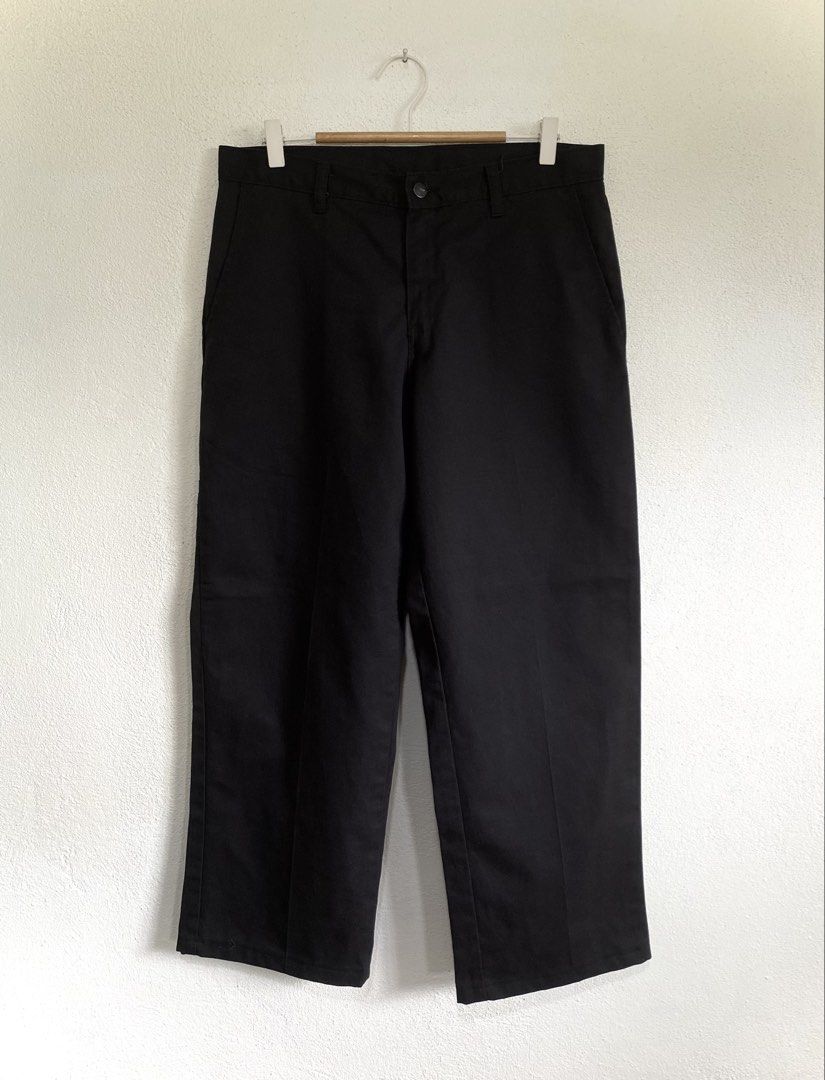Men’s Genuine Dickies Chino Pants (Category: Chinos) located in Goa. Submitted by dandd_thrift_goods (Listing ID 1470693254, Image 2). Description: ▪️ SIZE ON TAG: ▪️DIMES: Length 37| Waist 34 | Leg Opening 13.7 |Hem 9.5 ▪️COLOR RATE: 10/10 ▪️CONDITION: 10/10 ▪️ISSUE: Missing wash tags only.