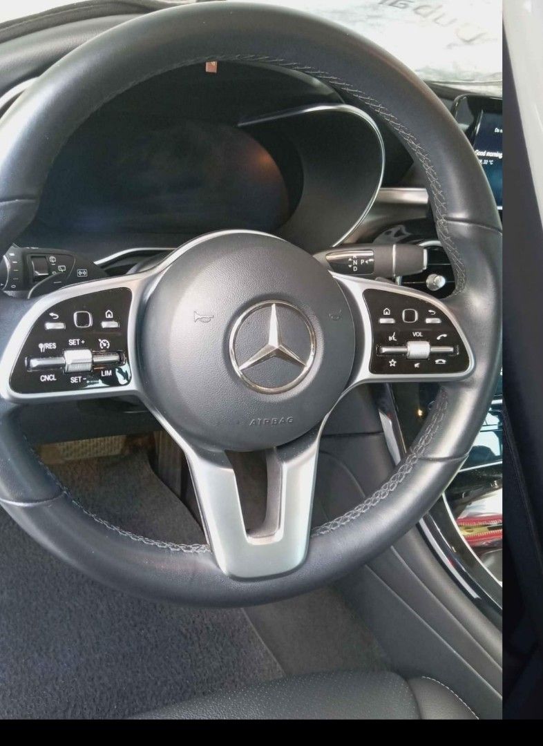 Mercedes-Benz GLC200 glc 200 Auto (Category: Used Cars) located in Bacoor. Submitted by kikoproxy (Listing ID 1470570894, Image 1). Description: Engine 2.0 Benz glc 200 21kms only.