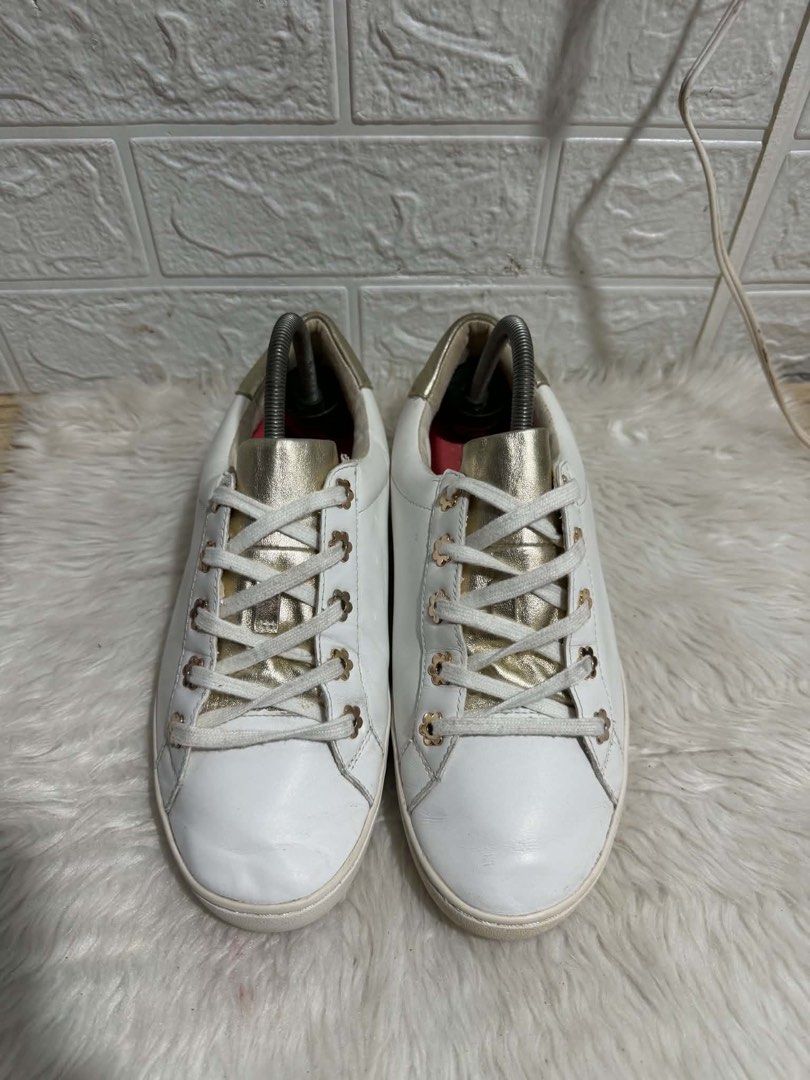 Michael Kors (Category: Sneakers) located in Mati. Submitted by yukilux_ (Listing ID 1470741179, Image 3). Description: .