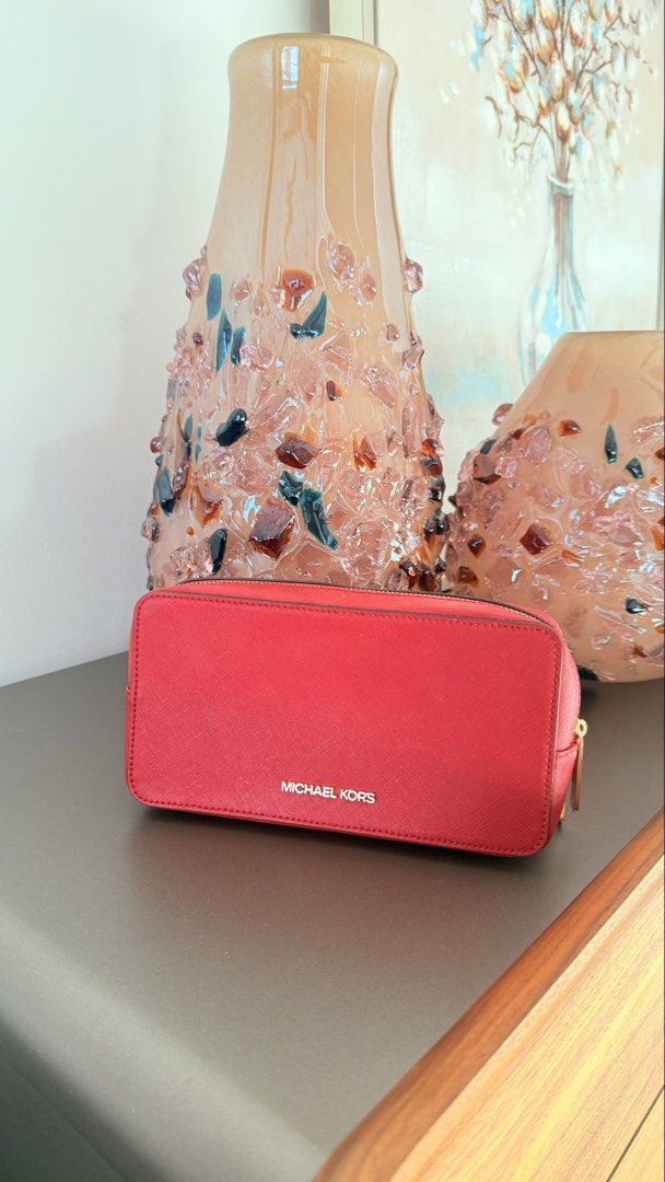 Michael Kors – Double Zip Pouch (Category: Purses & Pouches) located in Santa Rosa. Submitted by stealbydiva (Listing ID 1470626129, Image 1). Description: Original Michael Kors Red Double Zip Wristlet/Pouch ❤️ • Style code: 35S0GTVU3L • Leather material • Made in Vietnam • Comes with the original gift receipt Condition - Used once. Has a makeup stain and minor scratches around the zipper area. Please check all photos carefully for the actual con