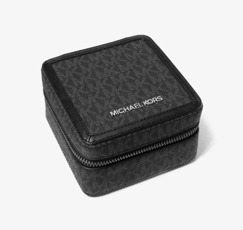 MICHAEL KORS COOPER WATCH TRAVEL CASE BLACK (Category: Accessory Holder, Box & Organizers) located in Quezon City. Submitted by joansc (Listing ID 1470722067, Image 1). Description: SOURCED: US 100% ORIGINAL ONLY W/TAG, POLYPLASTIC, CARE CARD.