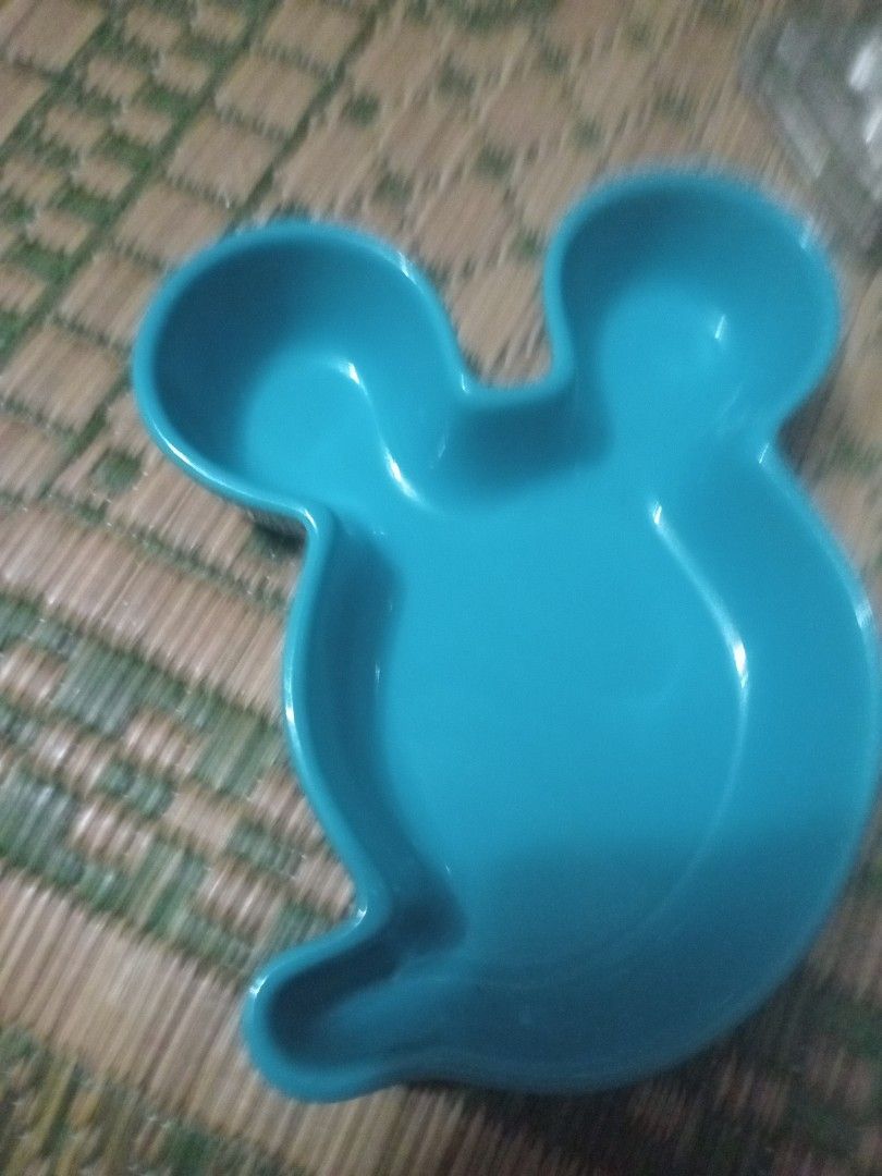 Mickey serving dish in blue color for your collection (Category: Other Kitchenware & Tableware) located in Manila. Submitted by padillahe35291 (Listing ID 1470638601, Image 3). Description: 6x1.5 inches size blue Mickey serving dish.