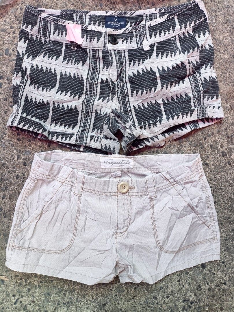 Micro shorts (Category: Shorts) located in San Manuel. Submitted by gearup_2438 (Listing ID 1470593143, Image 3). Description: Hollister Navy Blue shorts Size 31 180 A&F Navy Blue shorts Size 31 180 American Eagle shorts size 31 180 Aero Khaki shorts Size 31 180 Maurices grey shirt Size XS 180 Cabela's brown shorts Size 28 Length 18 300 Take eveything for 1K.