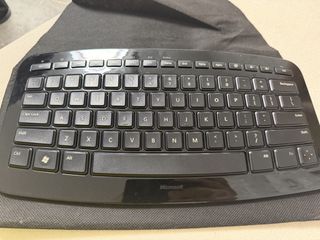 （分類：）位於 。 由 seller.buyer_hk.786 提交（商品編號 1470676237，圖片 1）。簡介： 。