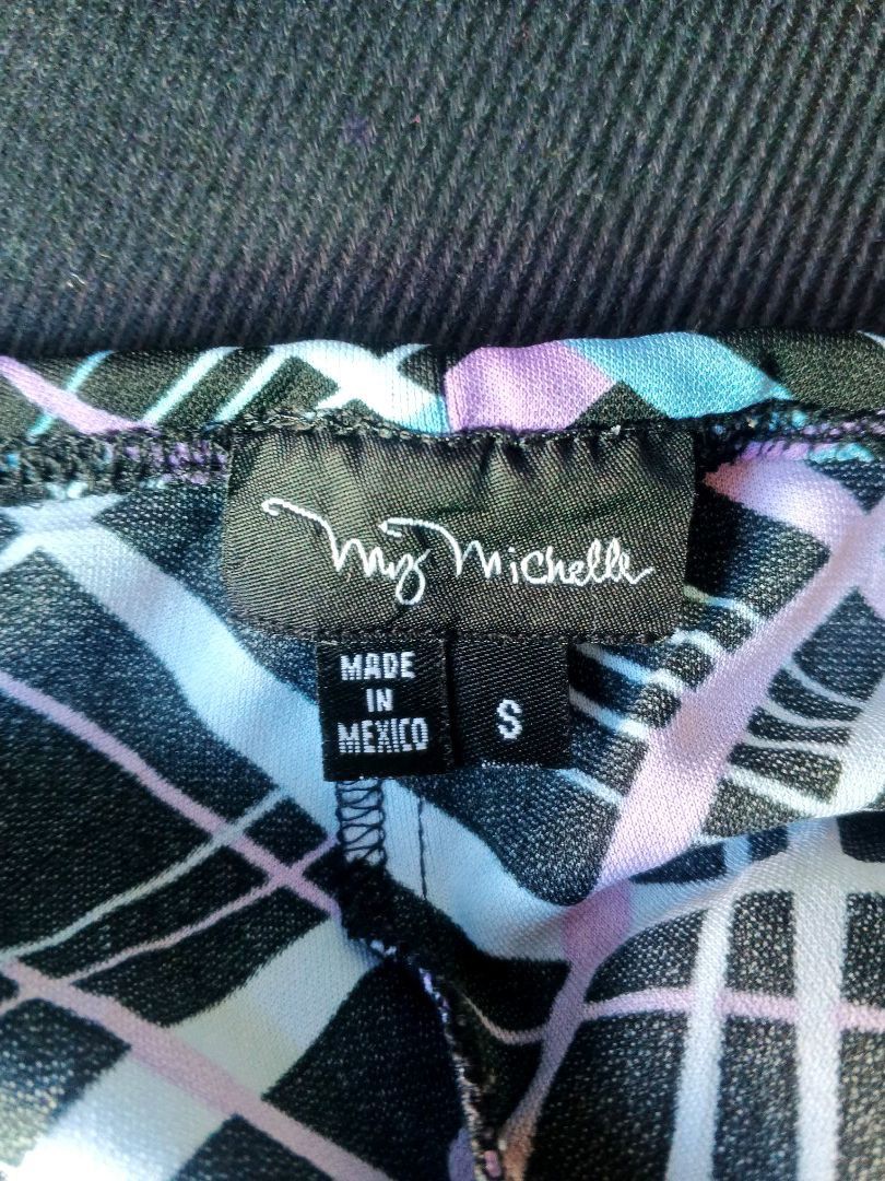 MID SKIRT Y2K MY MICHELLE (Category: Skirts) located in Manila. Submitted by icamalicdem29 (Listing ID 1470581458, Image 2). Description: .
