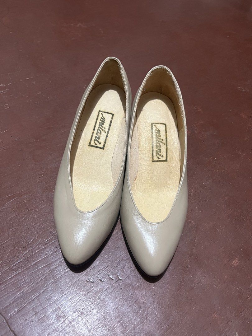 Milani Heels (Category: Heels) located in Manila. Submitted by avyshelf (Listing ID 1470664758, Image 1). Description: Preloved Milani Heels Color: Beige Size: 34-35 📍Sampaloc, Manila Payment via: gcash and paymaya MOD: jnt or lalamove Kindly message me to inquire! ☺️.