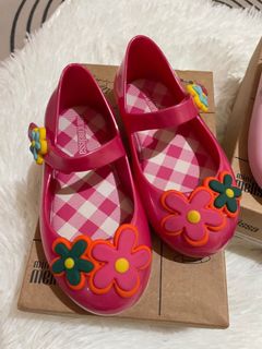 (Category: ) located in . Submitted by melle_yoonjin (Listing ID 1470616942, Image 1). Description: .