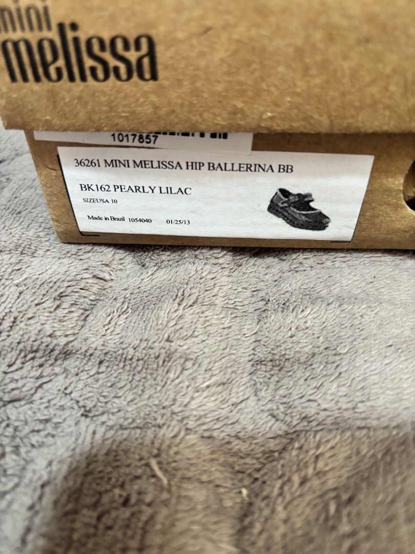 MINI MELISSA SIZE 10 (Category: Babies & Kids Fashion) located in Quezon City. Submitted by sassy1816 (Listing ID 1470619894, Image 3). Description: .