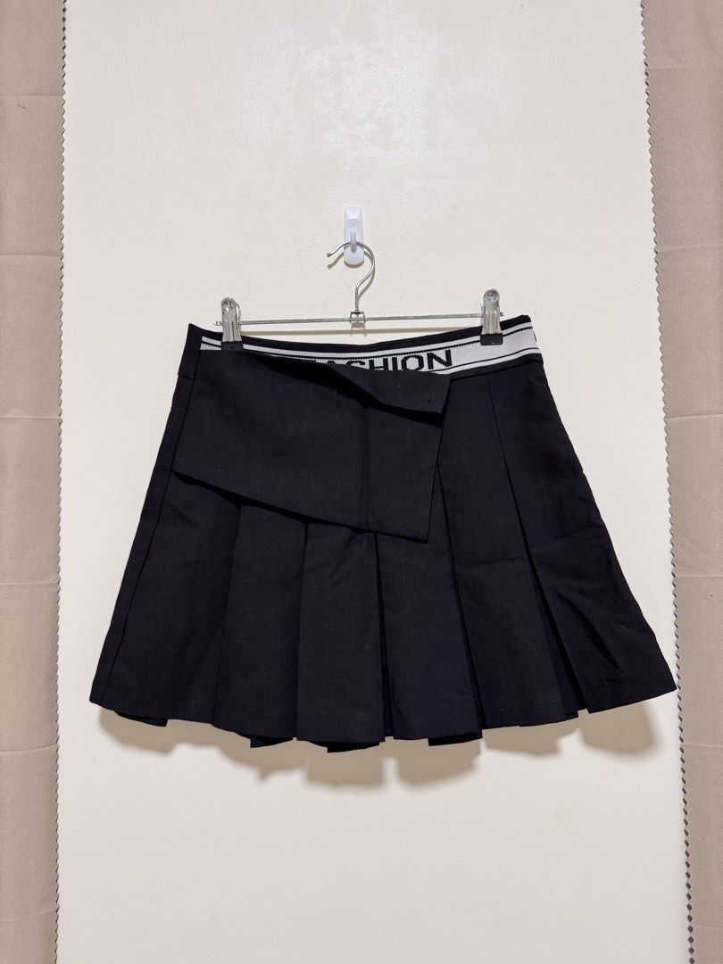 Mini Skirt (Category: Skirts) located in Manila. Submitted by seayouncey (Listing ID 1470716100, Image 1). Description: Size: 30 inches Length 15 inches .