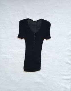 (Category: ) located in . Submitted by thrift_stories96 (Listing ID 1470704009, Image 1). Description: .