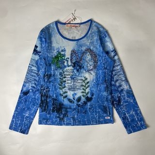 (Category: ) located in . Submitted by rewear.conceptual (Listing ID 1470695021, Image 1). Description: .