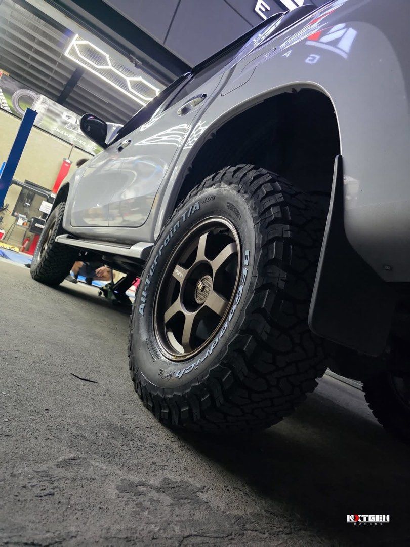 Mitsubishi Strada GLS Auto (Category: Used Cars) located in Pasig City. Submitted by salazaralona (Listing ID 1470558835, Image 2). Description: CAR DETAILS: 2020 Mitsubishi Strada 4x2 Automatic Transmission Rim: VLF S49 17” Tires: BF Goodrich KO3 285/70r17 Profender Queen Series Suspension Profender Upper Control Arm Trunk cover: Topflip Junior OWNER DETAILS: •First Owner •Bought in 2020 •Clean Papers RFS: for business capital ‼️PRICE STILL NEGO