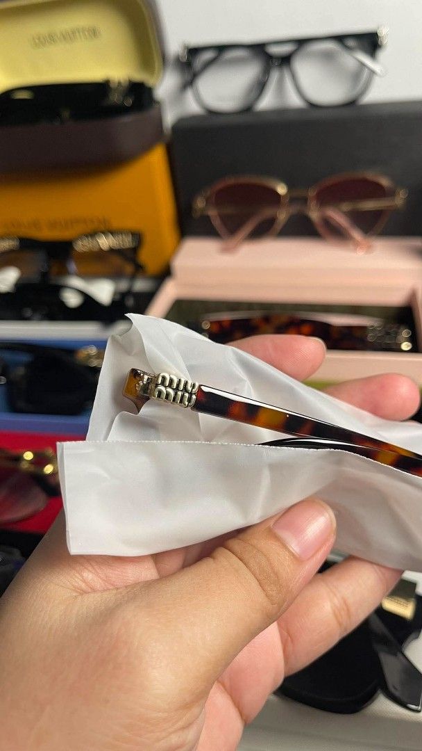 Miu Miu Tortoiseshell Oval Eyeglasses (Category: Sunglasses & Eyewear) located in Manila. Submitted by cleerview (Listing ID 1470741664, Image 2). Description: Miu Miu Oval Eyeglasses ✅ Replaceable lens ✅ High Quality ✅ with Anti Blue Light ✅ Coded ✅ Tortoise shell frame ❕❕New stock, not secondhand.