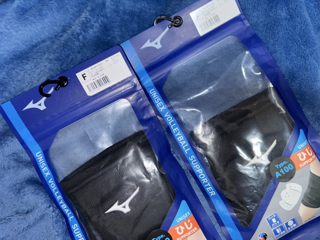 MIZUNO ELBOW PADS (Category: Other Sports Equipment and Supplies) located in Manila. Submitted by lzluka (Listing ID 1470656251, Image 2). Description: FRESH FROM 🇯🇵 MIZUNO ELBOW PADS FREE SIZE (FITS XS-S).