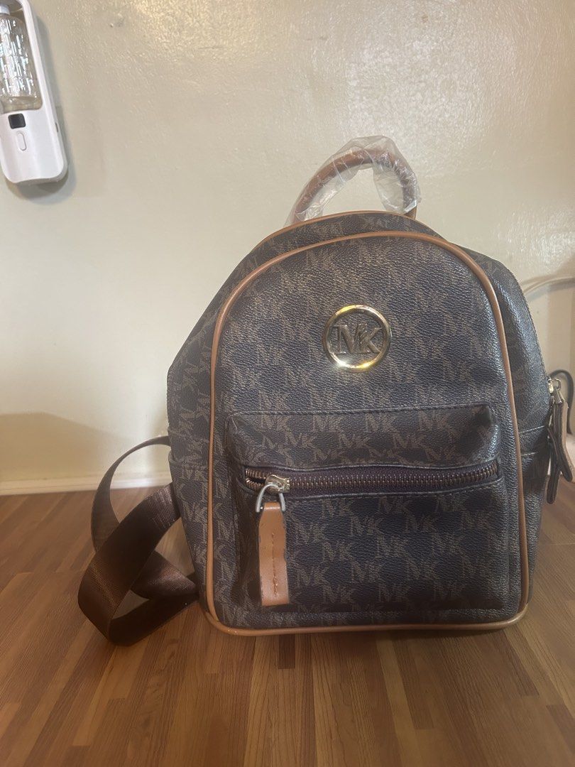 Mk mini bag (Category: Backpacks) located in Manila. Submitted by kurtfelisco2gmail.com (Listing ID 1470598555, Image 1). Description: negotiable Mabilis kausap Pwede lalamove, meet up, or jnt Pm for more info! .