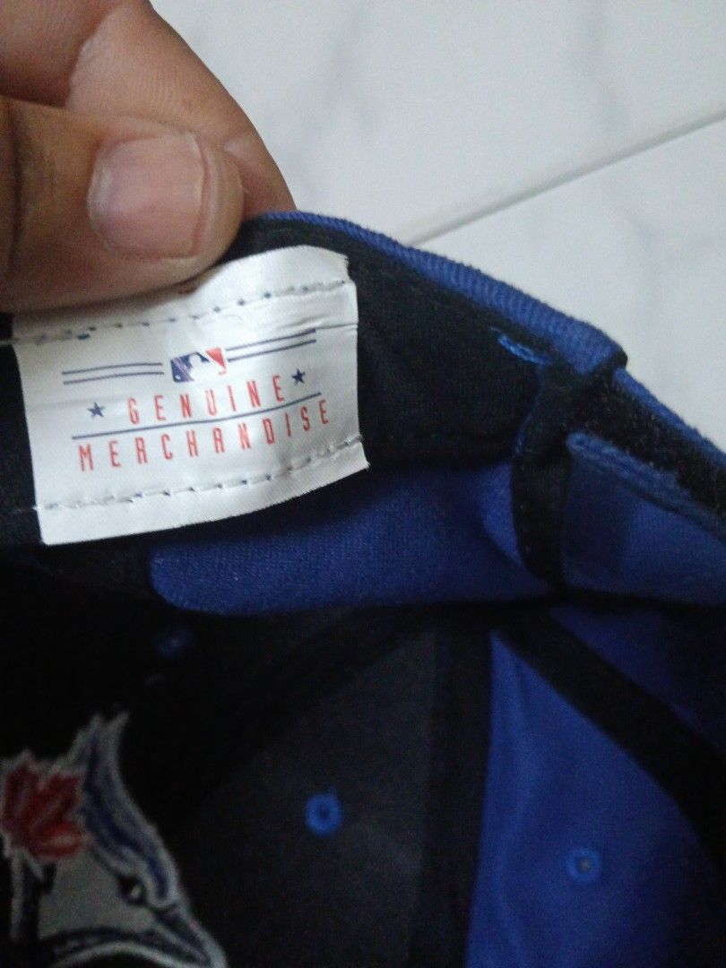 Mlb (Category: Cap & Hats) located in Muar. Submitted by huntsmanlee (Listing ID 1470685907, Image 3). Description: topi lawo, siap reshape...condition padu.