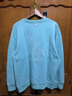 (Category: ) located in . Submitted by streetwear_only (Listing ID 1470727640, Image 1). Description: .