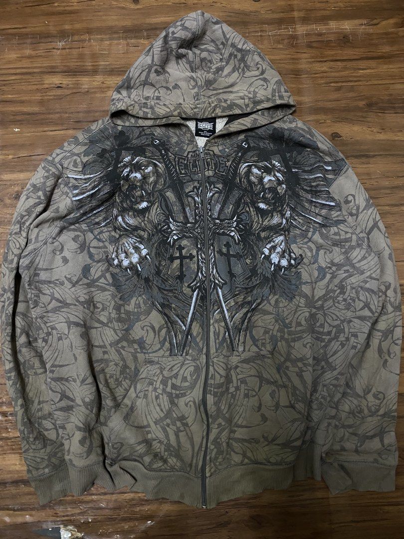MMA ELITE (Category: Hoodies) located in Quezon City. Submitted by parsimonia_collection (Listing ID 1470621473, Image 1). Description: issue: need wash only and minimal lints!.