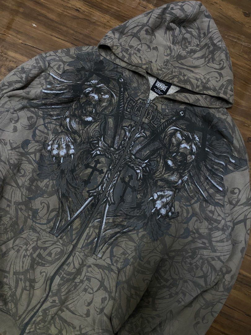 MMA ELITE (Category: Hoodies) located in Quezon City. Submitted by parsimonia_collection (Listing ID 1470621473, Image 2). Description: issue: need wash only and minimal lints!.