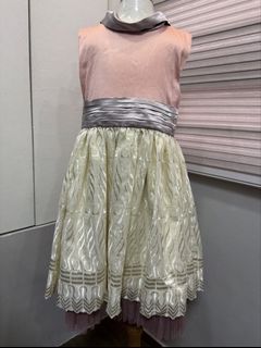 (Category: ) located in . Submitted by eulahs_clothing_boutique (Listing ID 1470624923, Image 1). Description: .