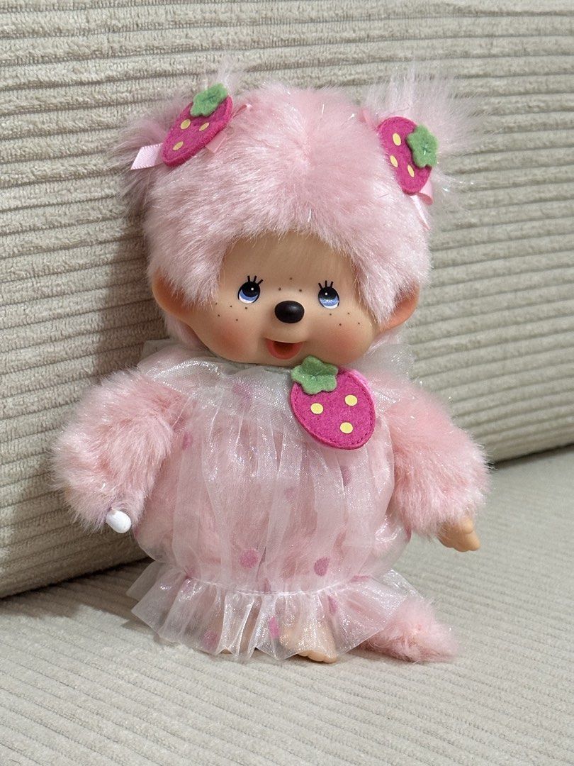 Monchhichi Strawberry (Category: Plushies & Soft Toys) located in Marikina City. Submitted by hiy_cutiee (Listing ID 1470667551, Image 1). Description: .