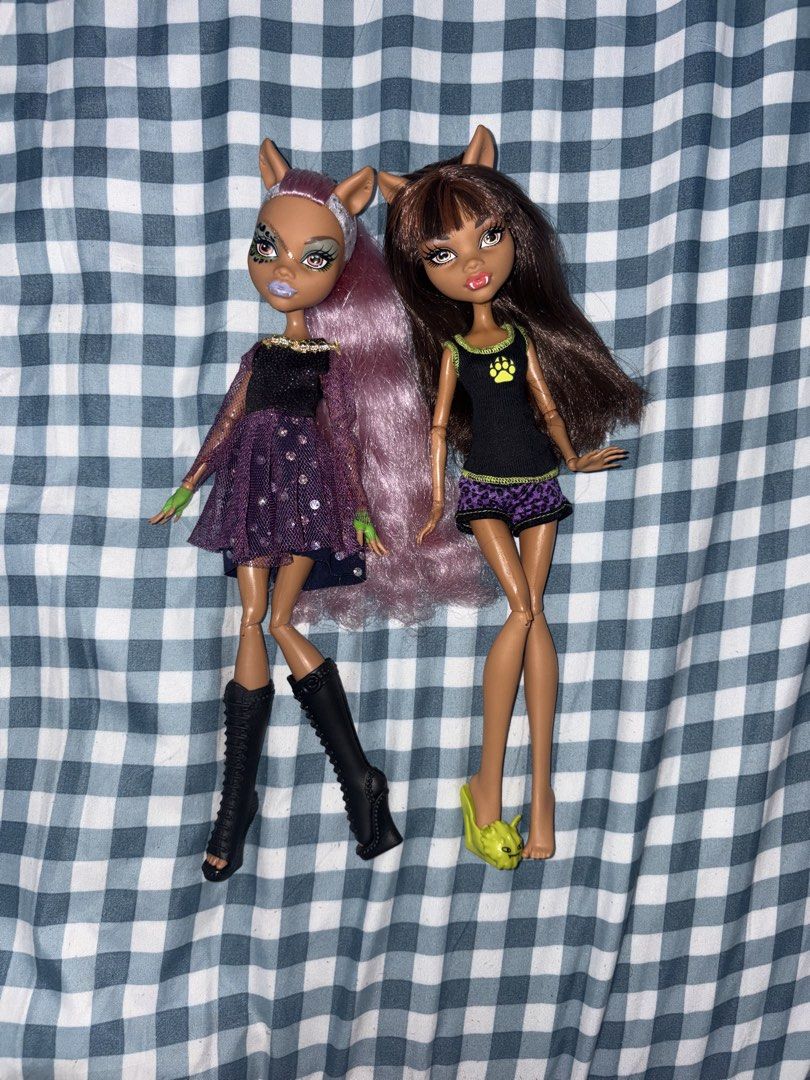 Monster High Clawdeen Wolf Dolls Lot (Category: Kids Toys) located in Alaminos. Submitted by sebastianjtsaran (Listing ID 1470559936, Image 1). Description: - Monster High Clawdeen Wolf Doll Bundle (Set of 2) - Doll 1: ghouls rule, random dress, purrsephone boots and tight joints - Doll 2: deadtired only missing 1 shoe and mask.