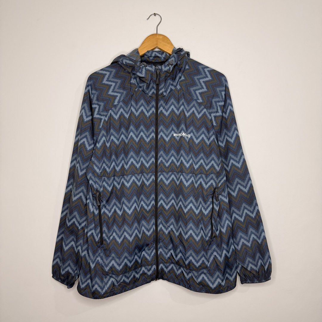 Montbell Wind Blast Print Parka (Category: Activewear) located in Marikina City. Submitted by aalibabyy (Listing ID 1470644452, Image 2). Description: Montbell Wind Blast Print Parka Length: 27" Width: 23" Sleeve Length: 31" Size: Large Authentic ₱1,500.