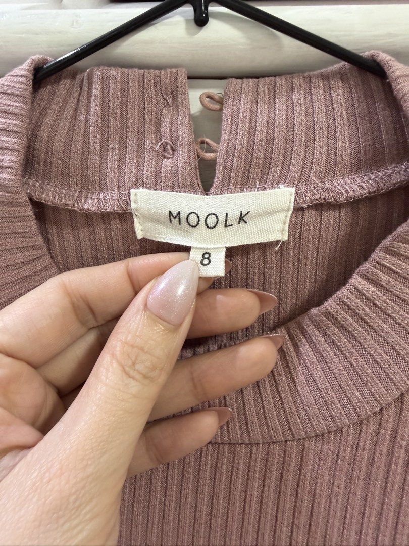 Moolk Ribbed Top Size 8 (Category: Maternity wear) located in Pasig City. Submitted by roxannecawaling (Listing ID 1470651015, Image 3). Description: 📍Pasig -decluttering.