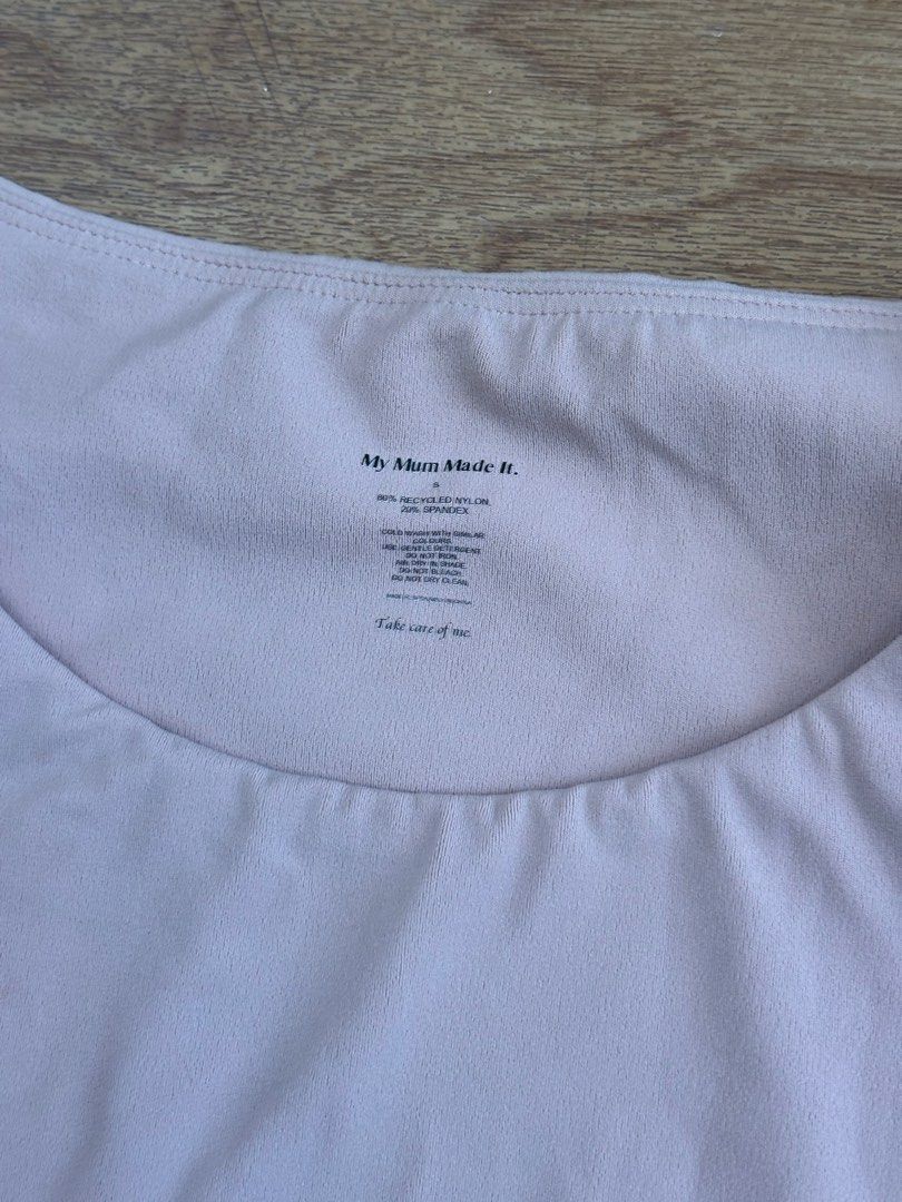 My Mum Made It Pink Crop Top (Category: Shirts) located in Manila. Submitted by perwinkle.ph (Listing ID 1470715689, Image 3). Description: - bought from toni sia - can be used for exercise .