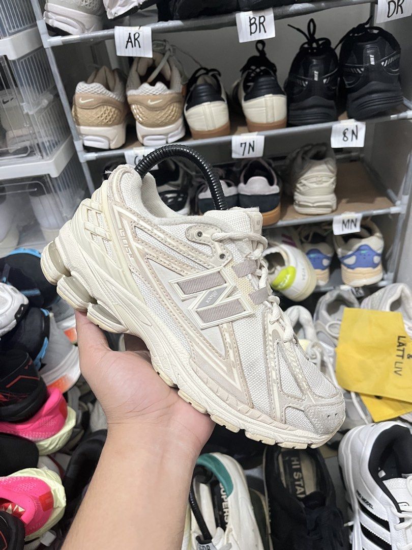 NB 1906R CREAM (Category: Sneakers) located in Butuan. Submitted by rnthrifter_finds (Listing ID 1470725997, Image 1). Description: EXCE CONDI.