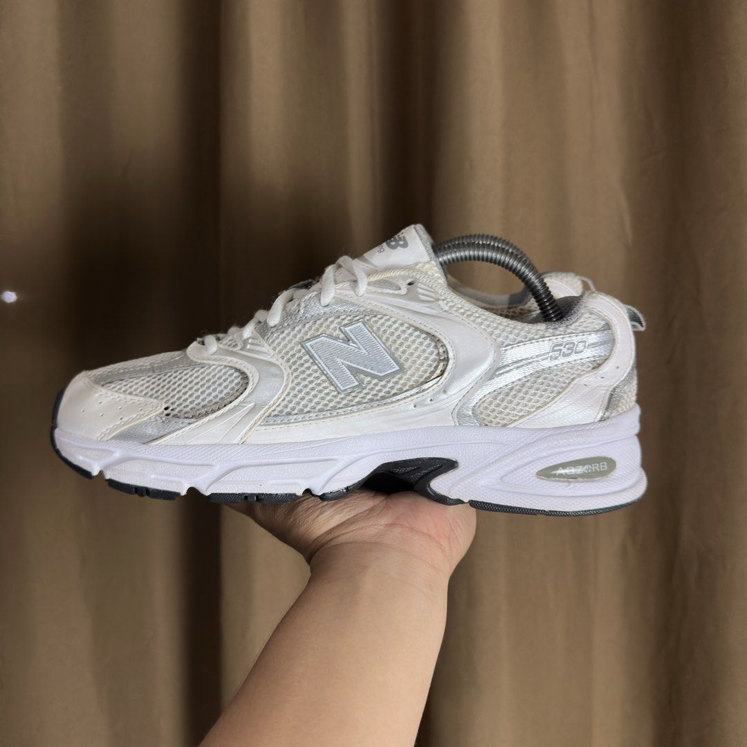 NB 530 (Category: Sneakers) located in Don Carlos. Submitted by rabearcelj59593 (Listing ID 1470686719, Image 2). Description: .