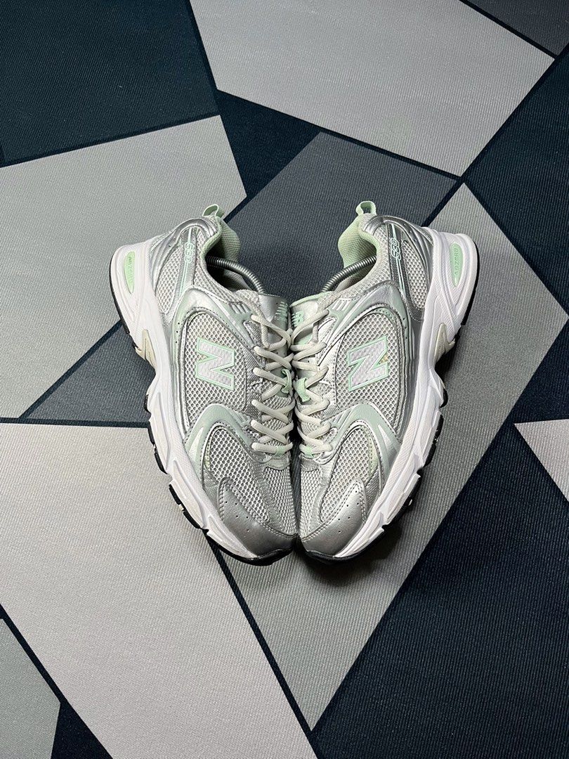 New Balance 530 (Category: Casual Shoes) located in Butuan. Submitted by jacobfrost (Listing ID 1470695779, Image 3). Description: Size 11 us mens 45 eur 29 cm Excellent condition Pwede sa maselan Authentic.
