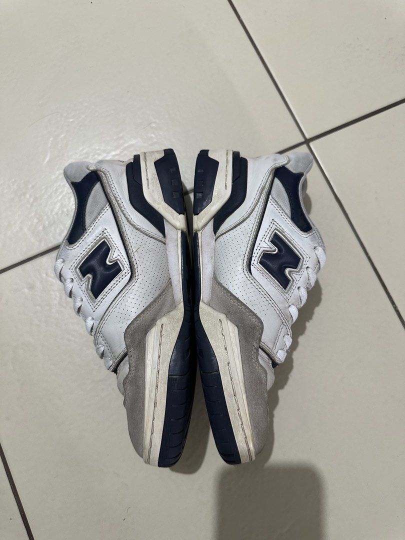 New Balance 550 (Category: Sneakers) located in Manila. Submitted by kurbym (Listing ID 1470581387, Image 3). Description: New Balance 550 7 wmns no box Good condition .