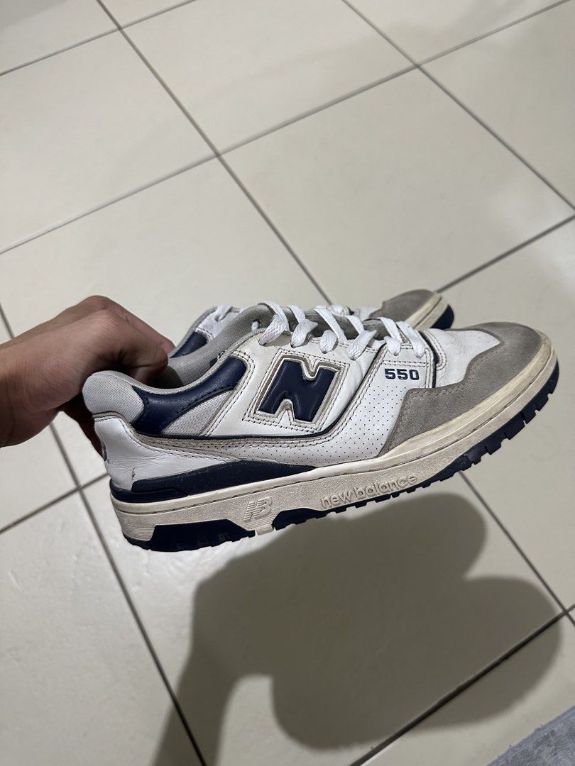 New Balance 550 (Category: Sneakers) located in Manila. Submitted by kurbym (Listing ID 1470581387, Image 1). Description: New Balance 550 7 wmns no box Good condition .