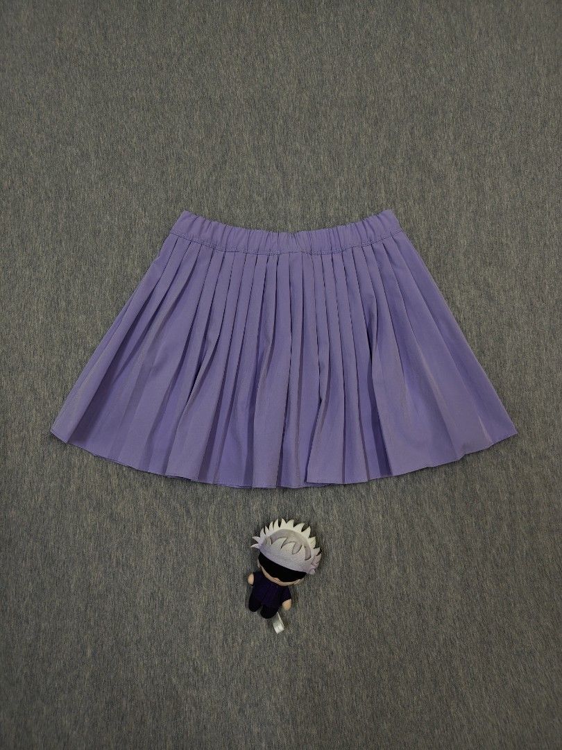 NEW BALANCE SKIRT (Category: Activewear) located in Bacolod City. Submitted by yobibstuffs (Listing ID 1470644437, Image 3). Description: NEW BALANCE SKIRT SIZE: 140 DIMENSIONS WAISTLINE: 26-28 LENGTH: 13 GOOD CONDITION NEED WASH 🧼🫧 PRICE: 799+SF OUTSIDE BACOLOD CITY 🏙️ 🌆 PM ME! 📥📥📥.