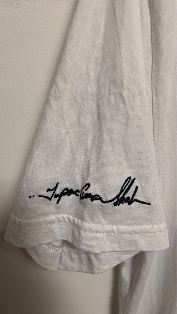 New Era c Tupac (Category: Activewear) located in Jordan. Submitted by pareng_j0mar (Listing ID 1470696279, Image 3). Description: Size Large Width 22 Length 28 Like New.