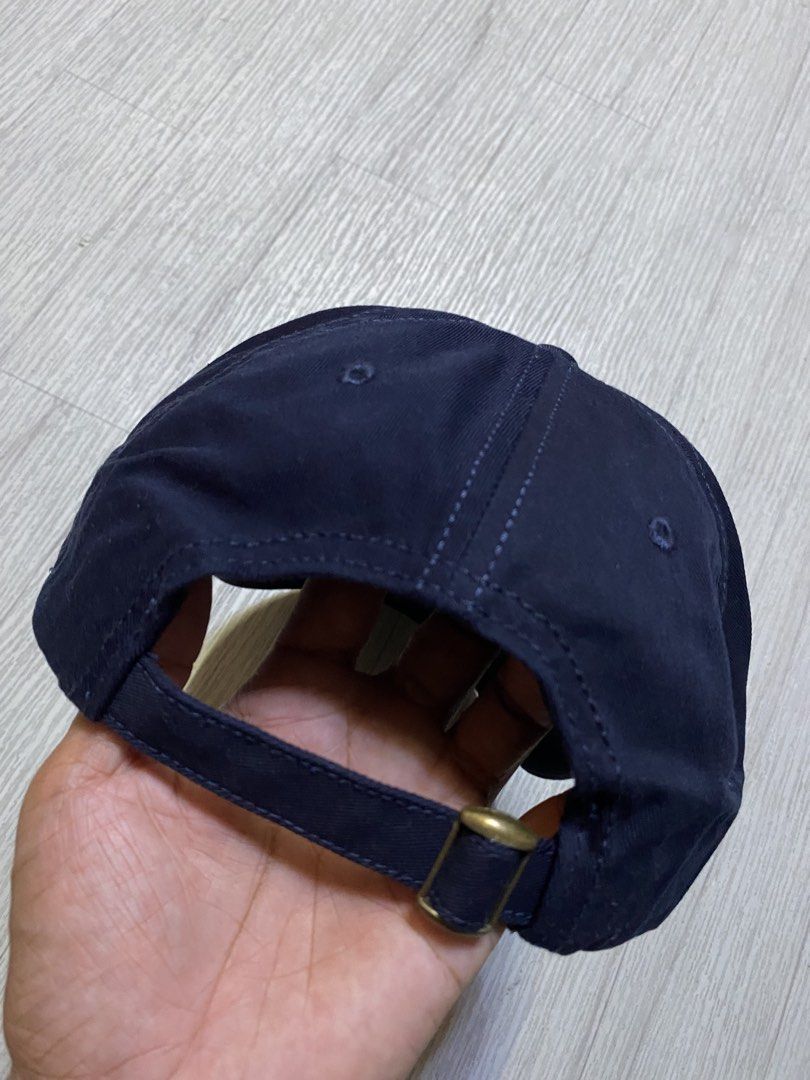 New Era New York Yankees MLB (Category: Caps & Hats) located in Pasig City. Submitted by terrencec34805 (Listing ID 1470718671, Image 3). Description: New Era New York Yankees Cap Excellent condition Size:One size Fits All .