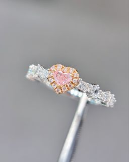 （分類：）位於 。 由 amarejewelryhk 提交（商品編號 1470700595，圖片 1）。簡介： 。