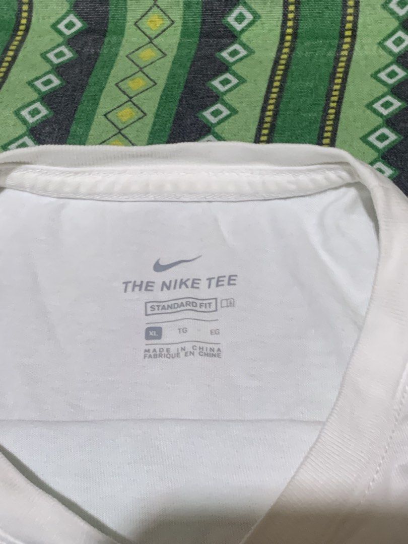 Nike (Category: Tshirts & Polo Shirts ) located in Iligan City. Submitted by jamesbond7777479 (Listing ID 1470701325, Image 3). Description: Nike Boy’s / Kid’s Shoebox Figures T-Shirt in white, featuring cartoon shoe box characters on the front and hem Size Small Width 19 Length 26 .