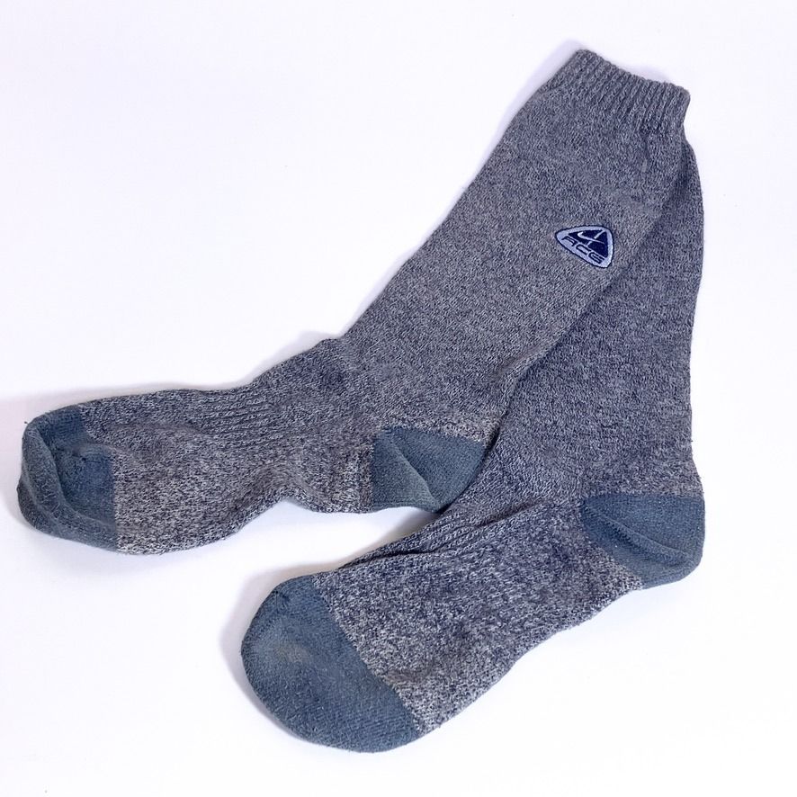 NIKE ACG Socks (Category: Socks) located in Taguig. Submitted by shopharee (Listing ID 1470602797, Image 2). Description: SIZE: 🔸 Free ITEM CONDITIONS: 🔸 Material Quality: 9/10 🔸 Color rating: 9/10 🔸 Appearance: 8.5/10 🔸 Lightly used. 🔸 See photos for more details. 🤝 Slightly negotiable. 👍 Available as long as it is posted. ☝️ Extreme low ballers will automatically get ignored. Please respect our posting. .