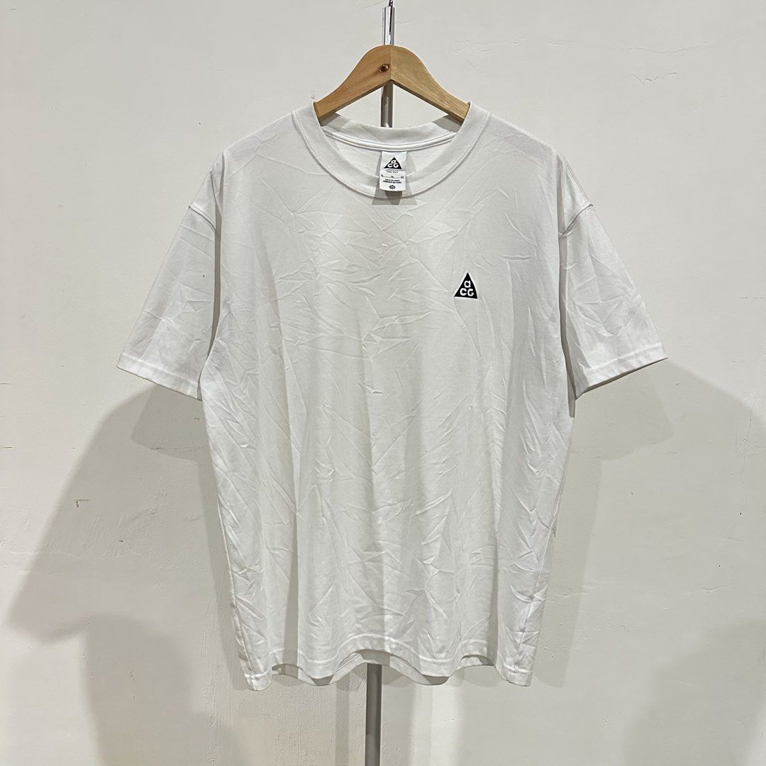 Nike ACG Tee (Category: Tshirts & Polo Shirts ) located in Balungao. Submitted by kupaloots_club (Listing ID 1470563786, Image 1). Description: .