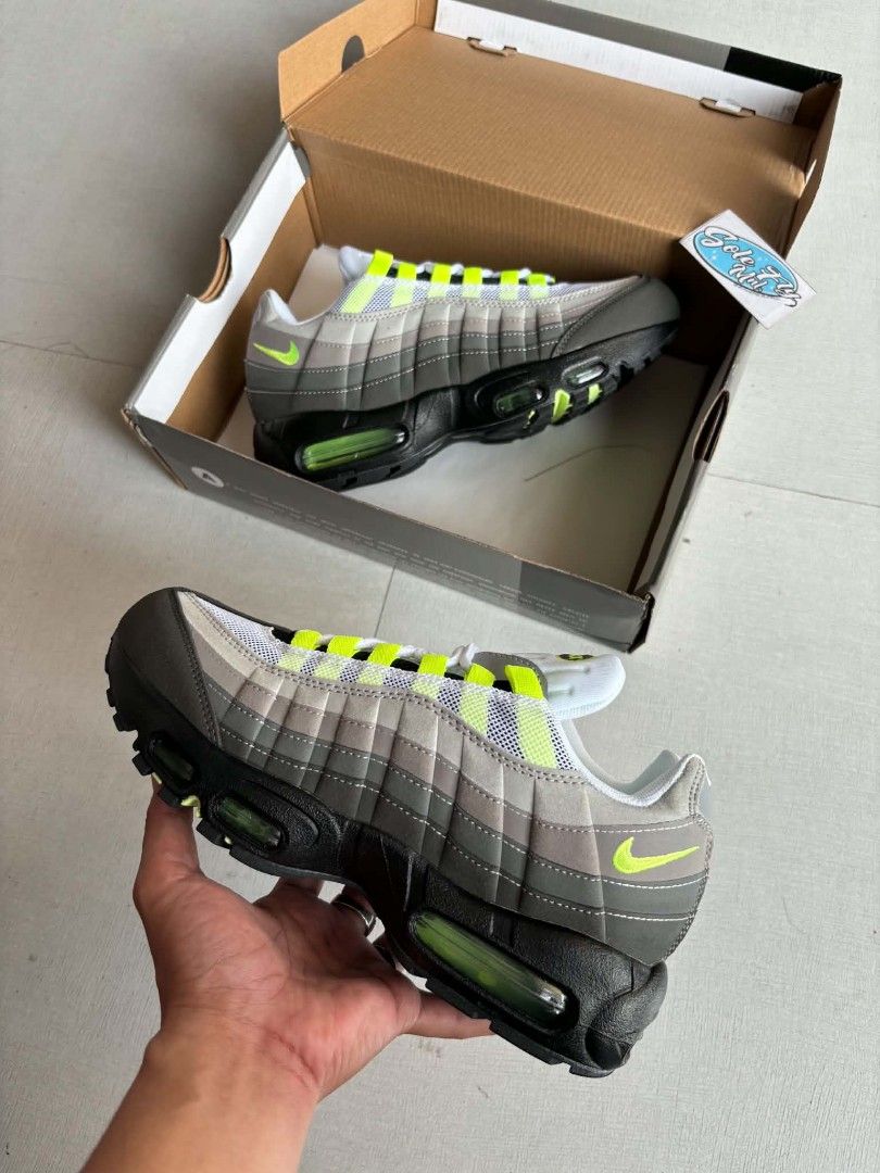 Nike Air Max 95 OG Neon (Category: Sneakers) located in Manila. Submitted by solefly_mnl.26 (Listing ID 1470627415, Image 3). Description: AIRMAX 95 NEON bnew 1999+sf available sz 41 to 45 mens actual pic posted !!! onhand item ready to lalamove or ship msg us for orders 📩 fb page: solefly mnl v2.